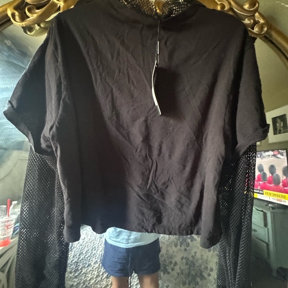 Fashion Nova Black World Tour Graphic Top - Picture 5 of 6